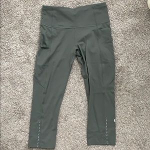 Lululemon Fast and Free 19” crops